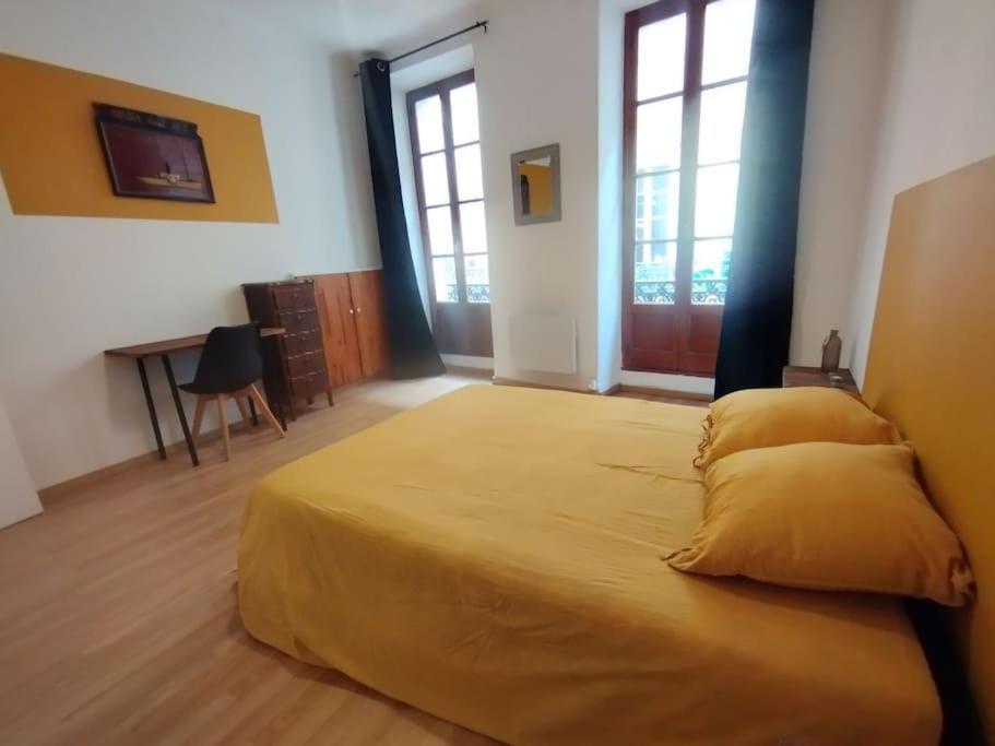 Appartement En Plein Centre. Carpentras Eksteriør billede
