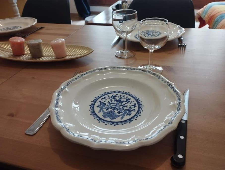 Appartement En Plein Centre. Carpentras Eksteriør billede