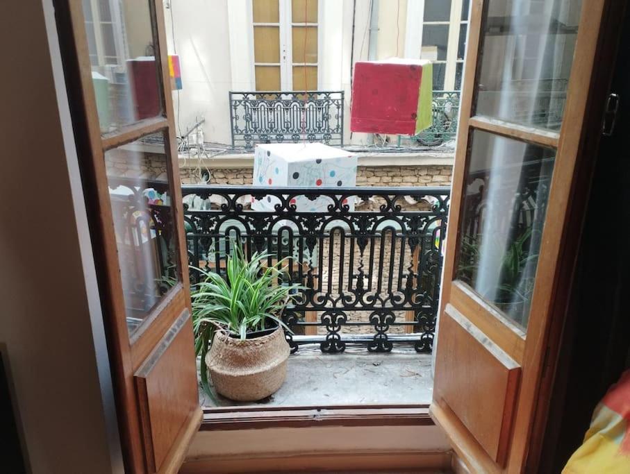 Appartement En Plein Centre. Carpentras Eksteriør billede